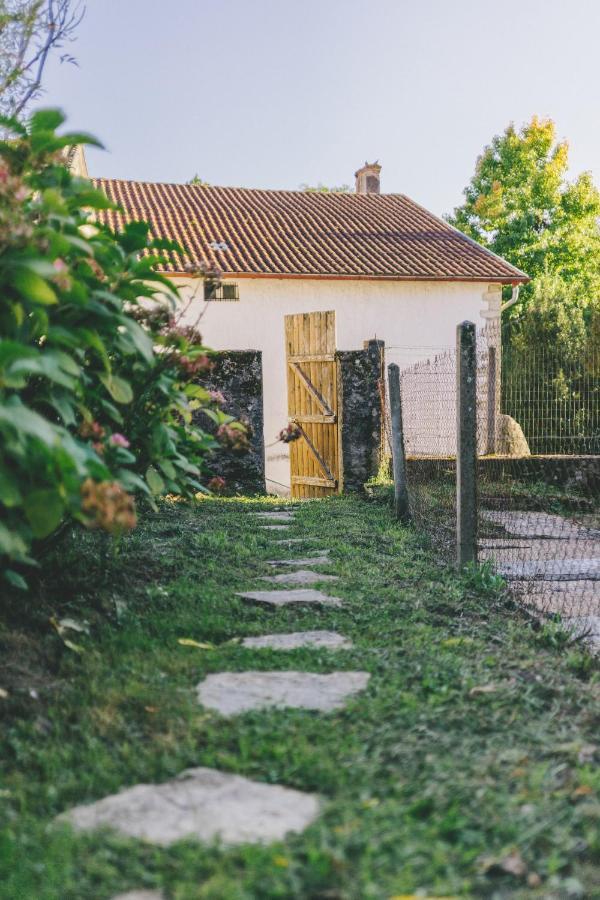 Le Bel Endroit - Joli Studio Vue Jardin Bidache Exteriör bild